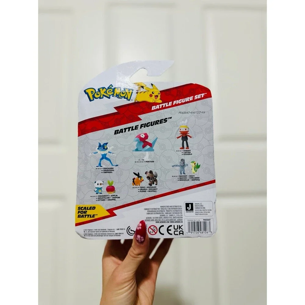 Pokemon Battle Figure 3-Pack Appletun Tyrunt Flareon NWT